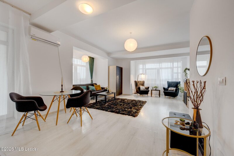 Sisesti, apartament luminos si spatios,