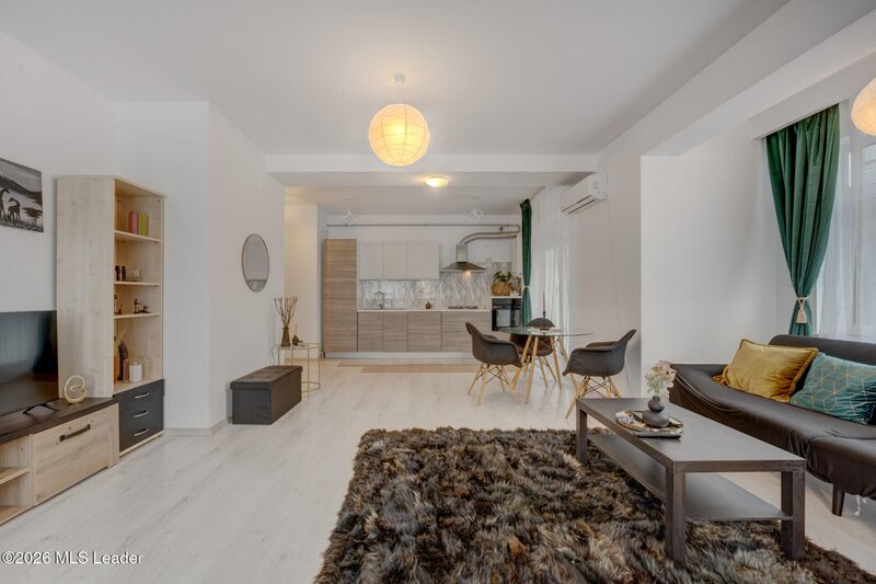 Sisesti, apartament luminos si spatios,